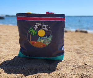 2023 July  Kit Tides & Vibes Beach Tote