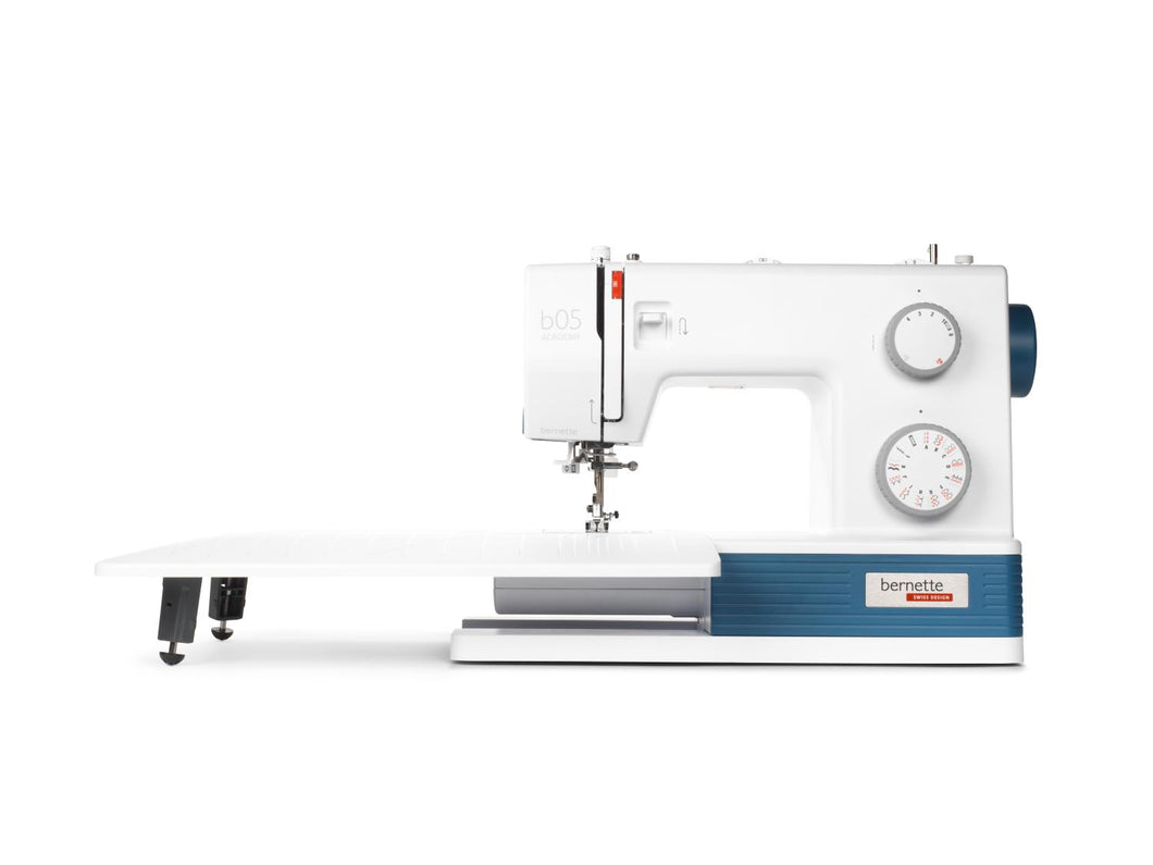 bernette b05 Academy Sewing Machine